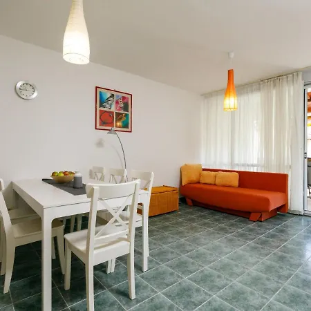 Apartment Pamela By Interhome Balatonoszod