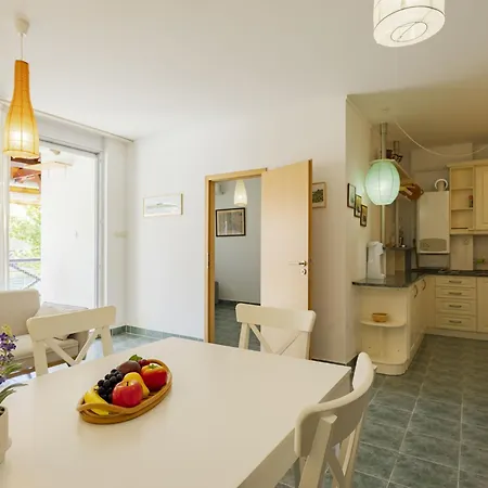 Apartment Pamela By Interhome Balatonoszod