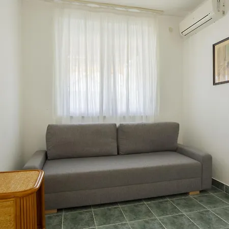 Pamela By Interhome
