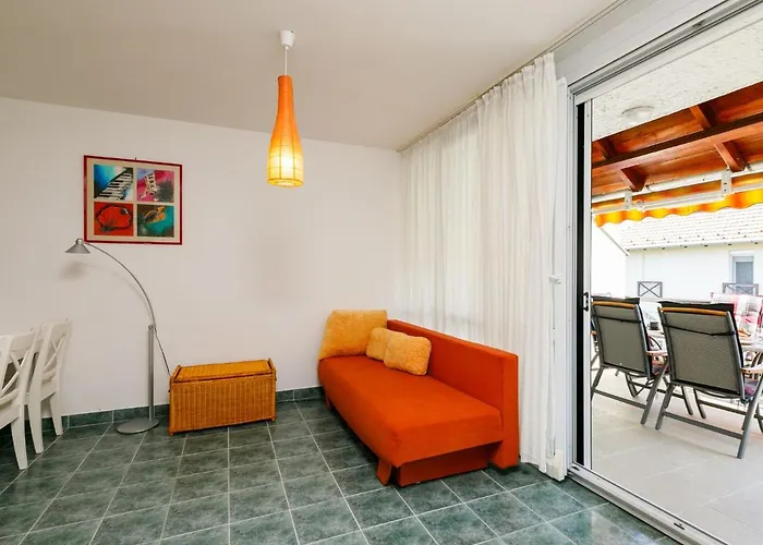 Appartamento Pamela By Interhome Balatonoszod